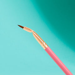 Pensulă pentru linii precise 03